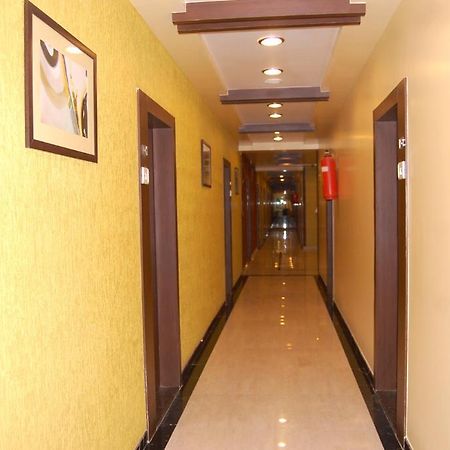 Hotel Bhagyalaxmi Shirdi Zewnętrze zdjęcie