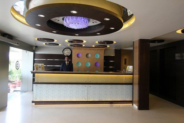 Hotel Bhagyalaxmi Shirdi Zewnętrze zdjęcie