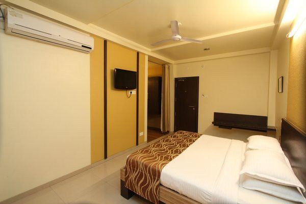 Hotel Bhagyalaxmi Shirdi Zewnętrze zdjęcie